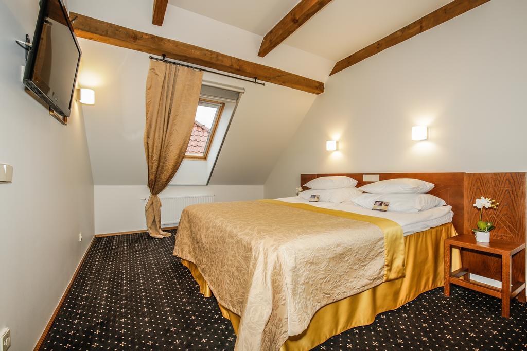 Hotel Manor Country Club & 4*